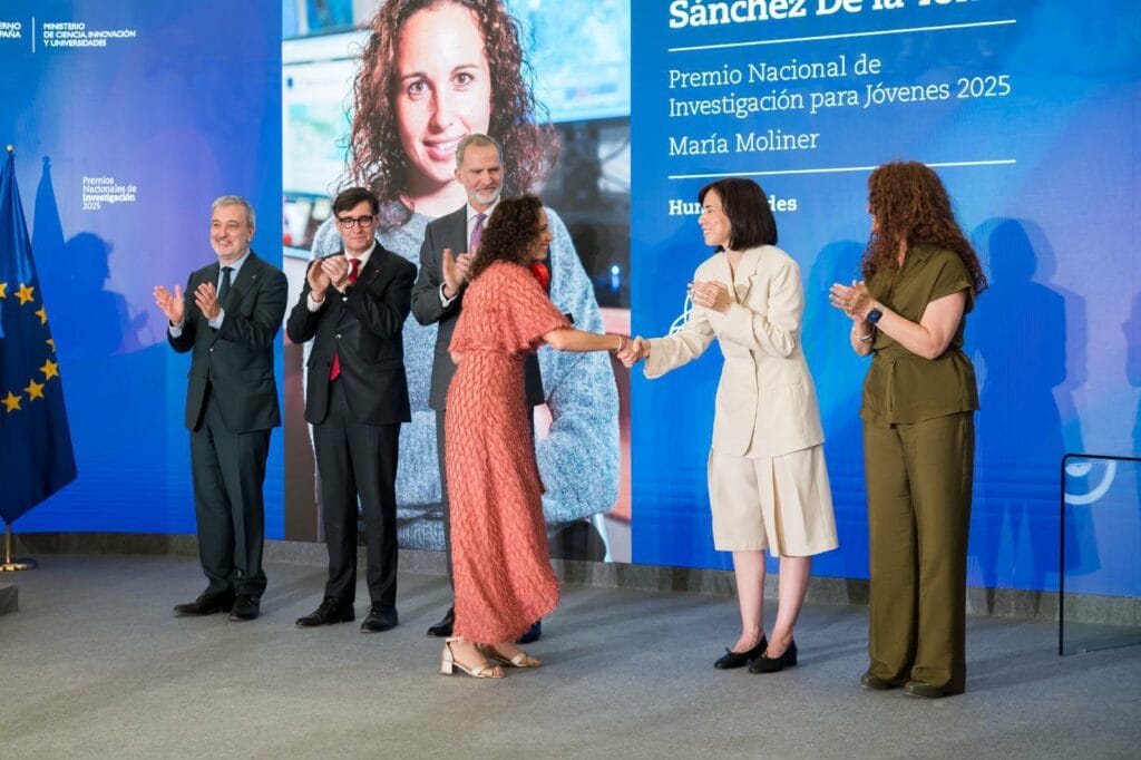 Marta Sánchez De la Torre, Premio Nacional de Investigación “María Moliner” en el área de humanidades.