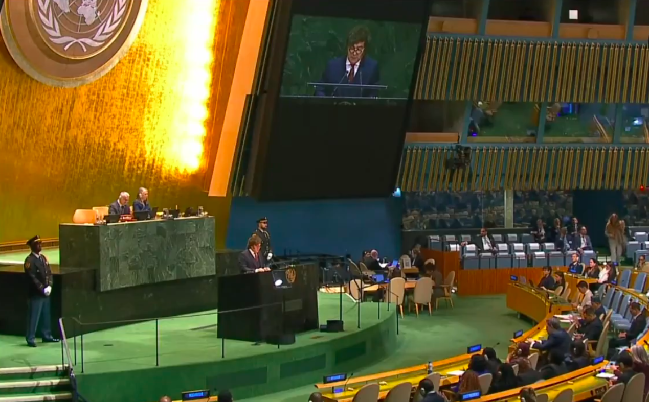 Milei se lanza a por la inversión en IA desde la ONU al ofrecer incentivos fiscales y prometer no regularla