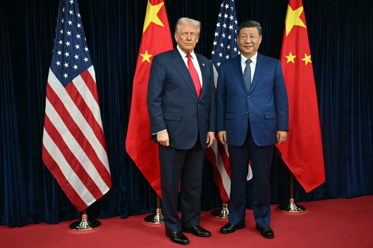China rechaza frenar el desarrollo de la IA y Trump tampoco está por la labor