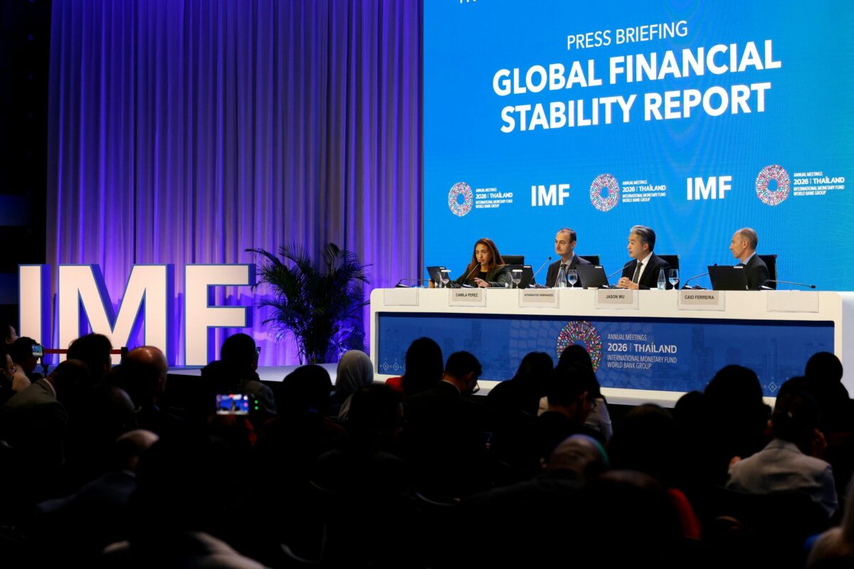 El FMI alerta de los riesgos de la IA sobre la economía mundial: deuda, expectativas no cumplidas y ciberataques